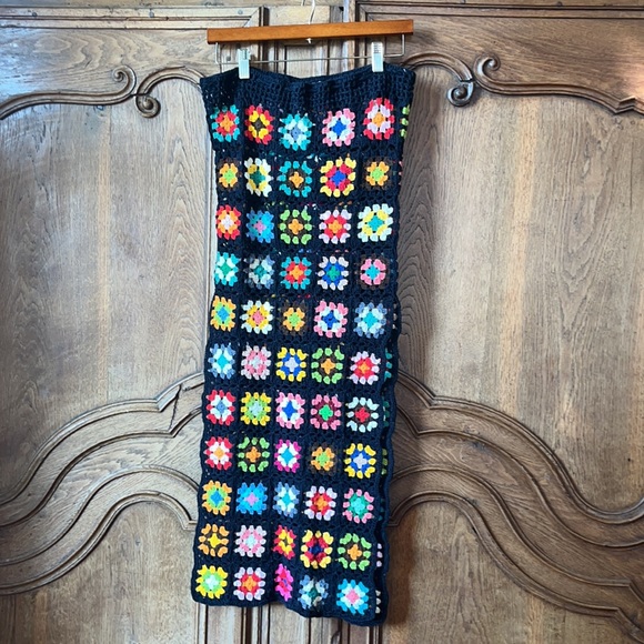 ALIX PINHO Love Squares Long Skirt in Crocheted Cotton - Picture 9 of 16